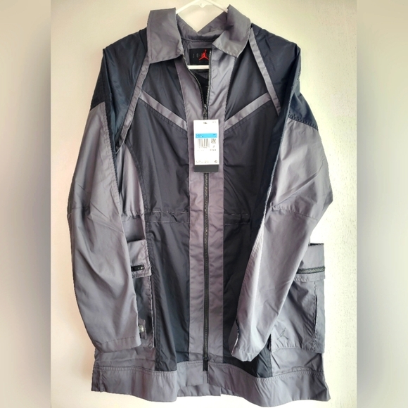 NWT Jordan Utility Convertible Jacket Black Gray Medium - Picture 2 of 15